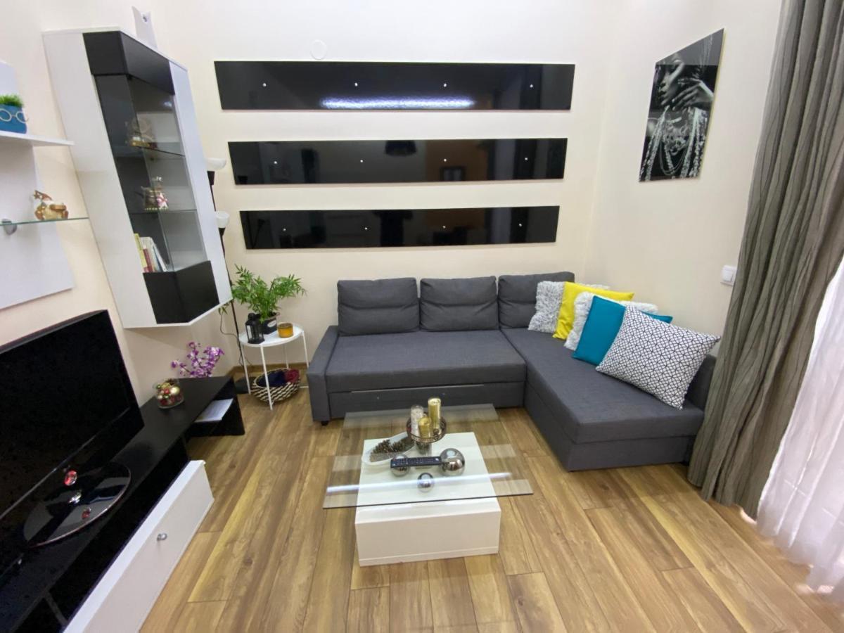 Cozy Apartment In Downtown Sofia - Tsar Samuil Street Екстериор снимка