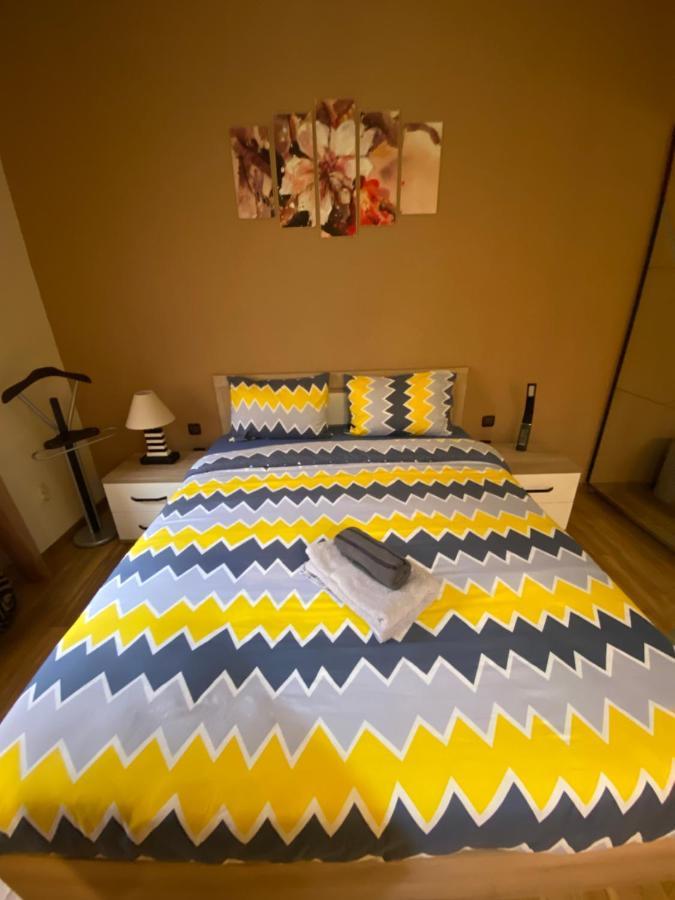 Cozy Apartment In Downtown Sofia - Tsar Samuil Street Екстериор снимка