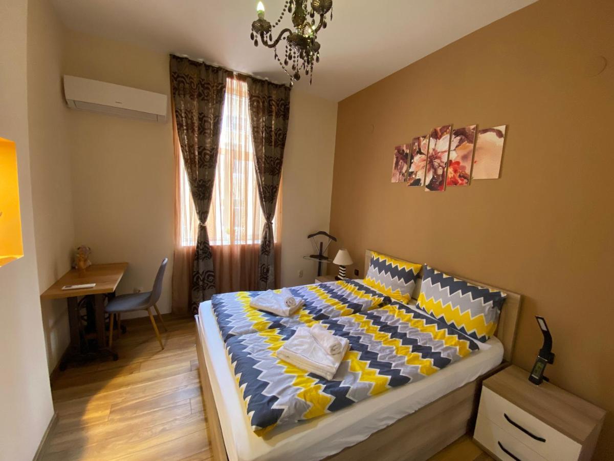 Cozy Apartment In Downtown Sofia - Tsar Samuil Street Екстериор снимка